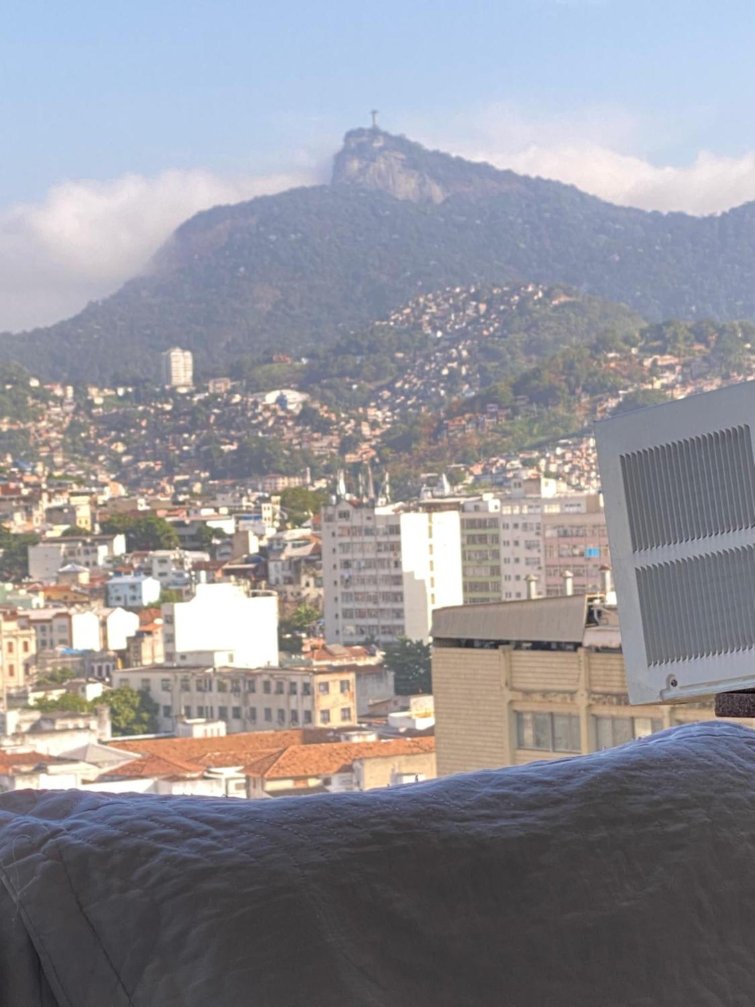 Localizacao E Em Frente Ao Metro Rio de Janeiro